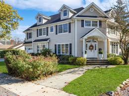 Garden City Ny Homes For Zillow