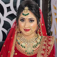 bridal makeup artist in noida top