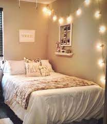 dorm room decor gold bedroom