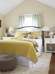 yellow bedroom decor