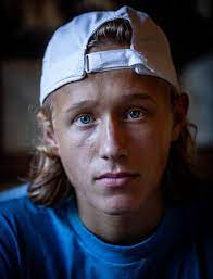 Leo borg is a son of the tennis legend bjorn borg and a promising tennis player himself.credit.casper hedberg for the new york times. Leo Borg Steps Into His Father S Shadow The New York Times