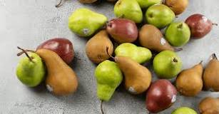 What is the difference between a Bartlett and Anjou pear?