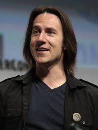 The voice chat features helps the team coordinate their next move while playing fortnite. Matthew Mercer Wikipedia