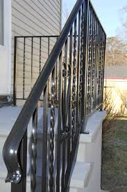 Browse our variety of aluminum paint—find the supplies needed for any paint job Maintaining Aluminum Railings