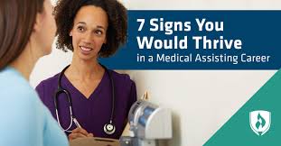 7 Signs You Would Thrive In A Medical Assisting Career