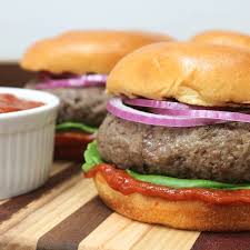 angus beef burgers with chipotle