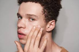 We used to think of lines and wrinkles as being women with darker skin tones, in particular, may believe they don't need sunscreen. What Causes Uneven Skin Tone Dermalogica