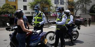 Los ciudadanos que sean sorprendidos en la calle después de esta hora serán detenidos por las autoridades. Coronavirus Colombia Secretaria De Seguridad De Cali No Descarta Implementar Toque De Queda Fuera Del Futbol Futbolred
