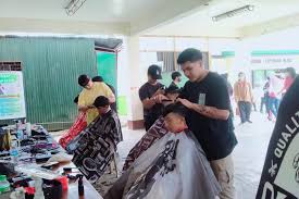 free haircut to students in baguio city