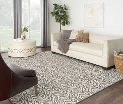 distinctive carpets rugs