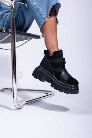 Pantofi Dama cu Toc - Piele Intoarsa Neagra - Modele Unicat '23 – Bigiottos  Shoes