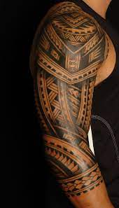 Tatouage polynésien homme : motifs et signification | Oberarm tattoo  männer, Tattoo motive männer, Männer tattoos oberarm