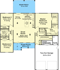 Functional Split Bed House Plan With
