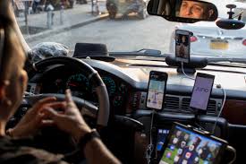 Lyft driver apk content rating is everyone and can be downloaded and installed on android devices supporting 21 api and above. These Apps Are An Uber Driver S Co Pilot The New York Times