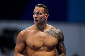 Dressel hopped up on the lane line, flexed his muscles and exhorted the crowd to cheer. Vhjdse3bbyiqwm