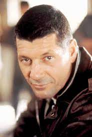 Fred Ward has died at the age of 79 ...