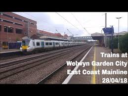 trains at welwyn garden city ecml 28