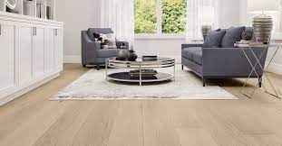 hardwood vs laminate flooring