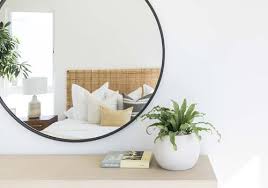 30 ways to style large round mirrors