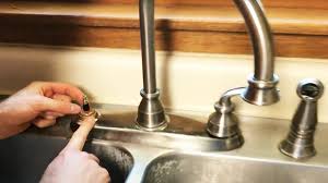 how to fix a leaky kitchen faucet