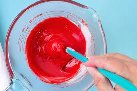 how to make this super red royal icing