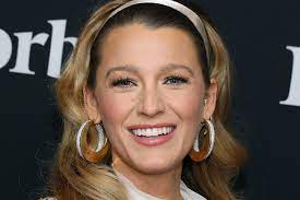 fans swear blake lively just brought