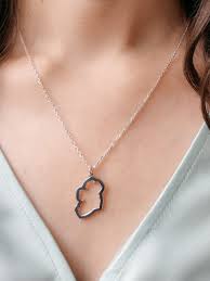 necklace launched by liwu jewellery