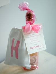 a lovely gift idea for a new mom