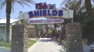 at shields enlarges menu to include dinner