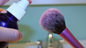 spray recipes for cleaning makeup brushes
