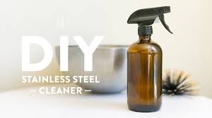 Homemade stainless steel cleaner made from a baking soda paste, with a followup application using flour. Make Your Own Stainless Steel Cleaner Laurenrdaniels
