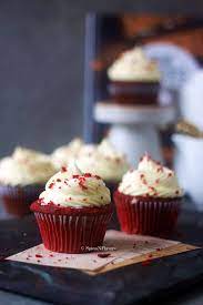 the best eggless red velvet cupcakes