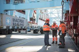 Maersk becomes the first container shipping company to offer digital Ocean  Customs Clearance | Maersk