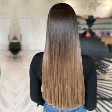 While straight, sleek hair styles are a popular of the moment hair style, flat and limp locks can emphasize a large nose. 26 Easy Haircuts And Hairstyles For Long Straight Hair In 2021