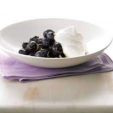 Blueberries With Whipped Cream gambar png