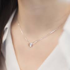 Ferosh Crystal Pendant Necklace: Buy Ferosh Crystal Pendant Necklace Online  at Best Price in India | Nykaa