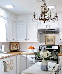 white painted kitchen cabinets with