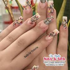 in style nails spa