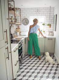 5 cool design tips for small kitchens