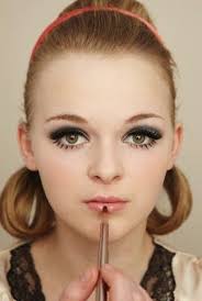 how to create a pin up makeup look