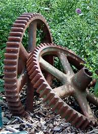 Amazing How Old Rusty Gears Can Spruce