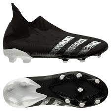 These adidas firm ground football boots stabilize your stance with a supportive mid cut. Adidas Predator Freak 3 Laceless Fg Ag Superstealth Schwarz Weiss Www Unisportstore De