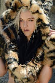 Faux Fur Animal Hood In Tiger White