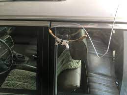If you do not know how to tie a slipknot, visit how to make a slip knot to learn how. Here S How You Can Unlock A Car Door With String Seriously Hagerty Media