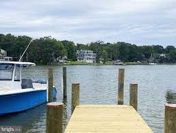 annapolis waterfront homes