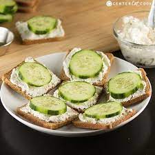 Cucumber Appetizers On Bread gambar png