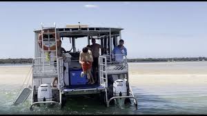 gold coast party pontoon boat hire