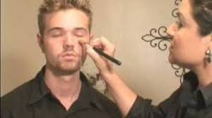 apply concealer makeup on men