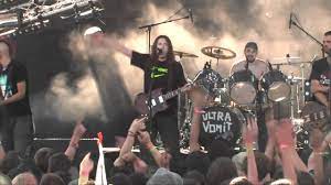 Ultra vomit est un groupe de metal peinard. Ultra Vomit I Like To Vomit Mp4 Youtube