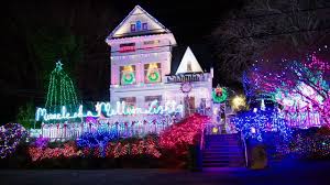 Chiles Family Wins With One Million Lights The Great Christmas Light Fight